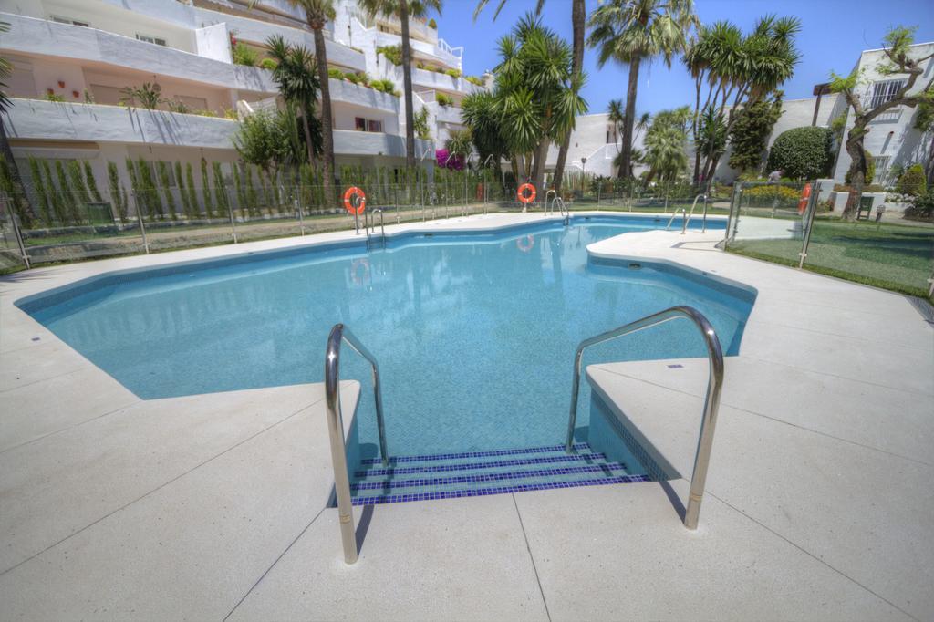 Jardines De Andalucia Apartment Marbella Ngoại thất bức ảnh